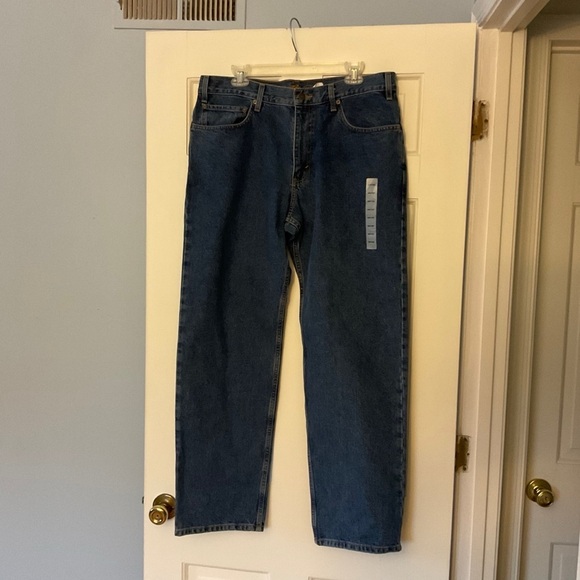 Eddie Bauer Men’s Classic Basic Heavyweight Jean Medium Wash Blue 38x32 NWT - Picture 1 of 9